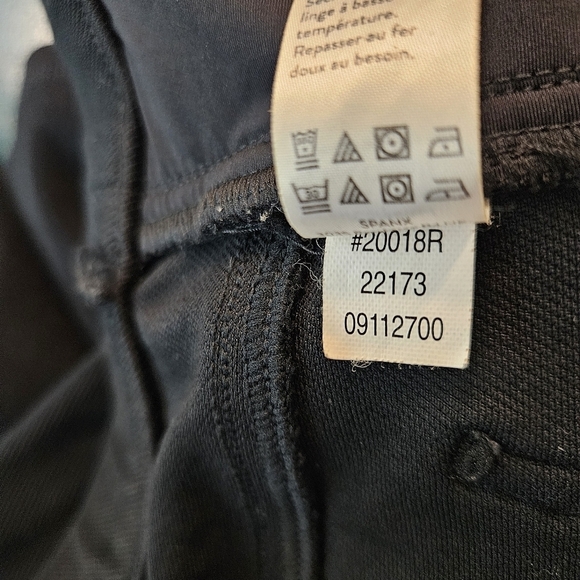 Spanx Jeanish Cropped Black Skinny High Rise Stretch Pants Size Large - Picture 7 of 7